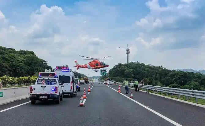 富阳区高速公路汽车救援案例