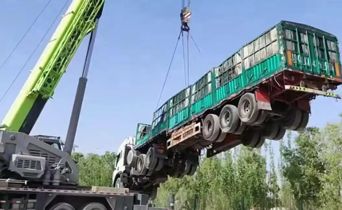 富阳区道路脱困救援案例